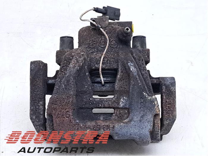 Usagé Etrier de frein avant gauche Opel Combo 2.0 CDTI 16V Prix € 30,19 Prix TTC proposé par Boonstra Autoparts