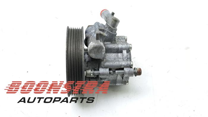 Usagé Pompe de direction Opel Combo 2.0 CDTI 16V Prix € 60,44 Prix TTC proposé par Boonstra Autoparts