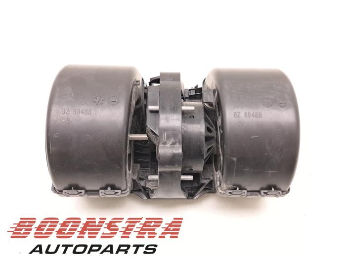 Heizung Belüftungsmotor MAN TGS - BZ69488 MAHLE 