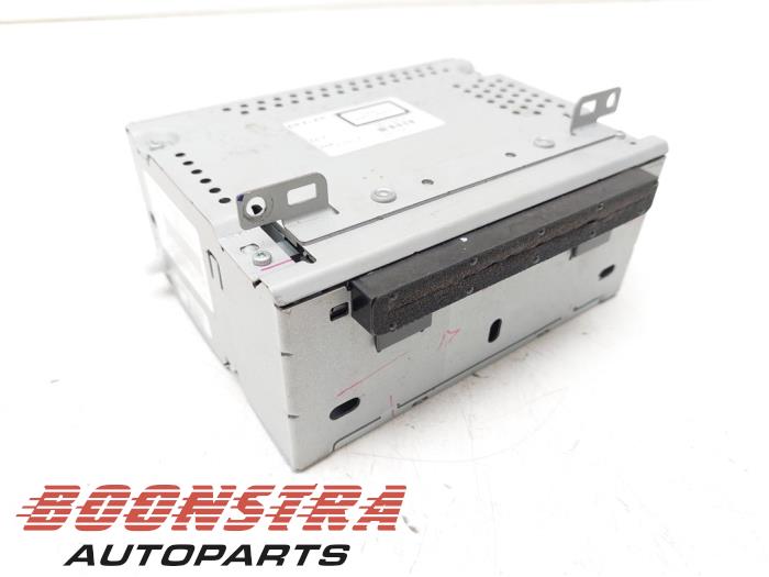 Używane Radio Ford Transit Custom 2.2 TDCi 16V Cena € 151,19 Z VAT oferowane przez Boonstra Autoparts