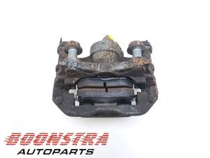 Used Rear brake calliper, left Mercedes Vito (447.6) 1.6 111 CDI 16V Price € 30,19 Inclusive VAT offered by Boonstra Autoparts