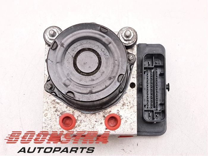 Usagé Bloc ABS Fiat 500 (312) 1.2 Prix € 48,95 Règlement à la marge proposé par Boonstra Autoparts
