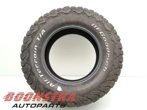 Used Winter tyre Dodge 1500 Crew Cab (DS/DJ/D2) 5.7 Hemi V8 4x4 Price € 90,69 Inclusive VAT offered by Boonstra Autoparts