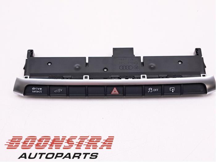 Używane Przelacznik Audi A3 Sportback (8VA/8VF) 1.4 TFSI 16V e-tron Cena € 33,95 Procedura marży oferowane przez Boonstra Autoparts