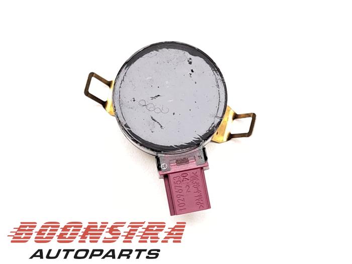 Begagnade Regnsensor Volvo XC40 (XZ) 1.5 T5 Plug-in Hybrid 16V Pris € 49,95 Marginaltabell erbjuds av Boonstra Autoparts