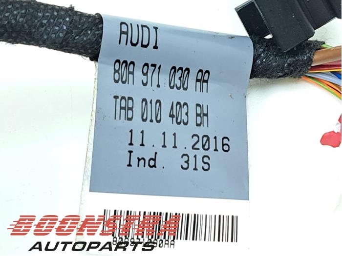 Wiring harness from a Audi Q5 (FYB/FYG) 3.0 TDI V6 24V Quattro 2018
