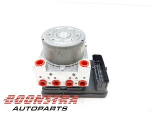 Used ABS pump Peugeot 208 II (UB/UH/UP) 1.2 Vti 12V PureTech 100 Price € 226,95 Margin scheme offered by Boonstra Autoparts