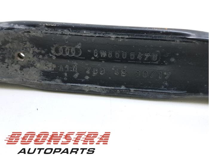 Support (miscellaneous) from a Audi A4 Avant (B9) 2.0 40 T MHEV 16V 2018
