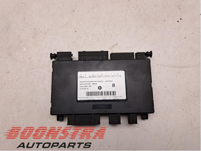 Używane Modul (rózne) Dodge Ram 1500 Crew Cab (DS/DJ/D2) 5.7 V8 Hemi 2500 4x4 Cena € 114,89 Z VAT oferowane przez Boonstra Autoparts