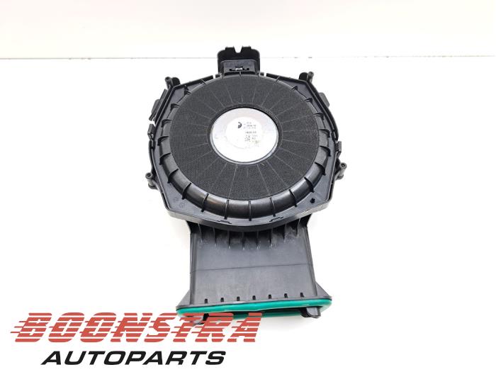 Begagnade Bashögtalare BMW X3 (G01) xDrive 30e 2.0 TwinPower Turbo 16V Pris € 98,95 Marginaltabell erbjuds av Boonstra Autoparts