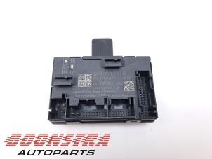 Used Central door locking module Audi A4 Avant (B8) 2.0 TDI 16V Price € 24,95 Margin scheme offered by Boonstra Autoparts