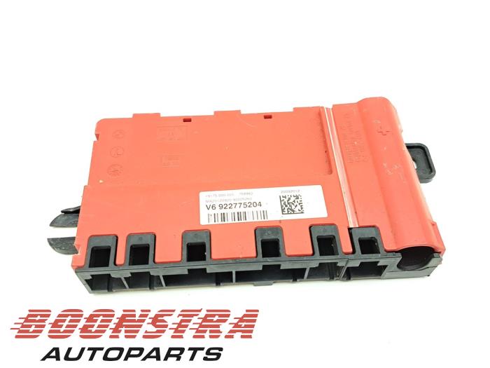 Usagé Module (divers) BMW 3 serie (F30) 320d 2.0 16V EfficientDynamicsEdition Prix € 24,95 Règlement à la marge proposé par Boonstra Autoparts