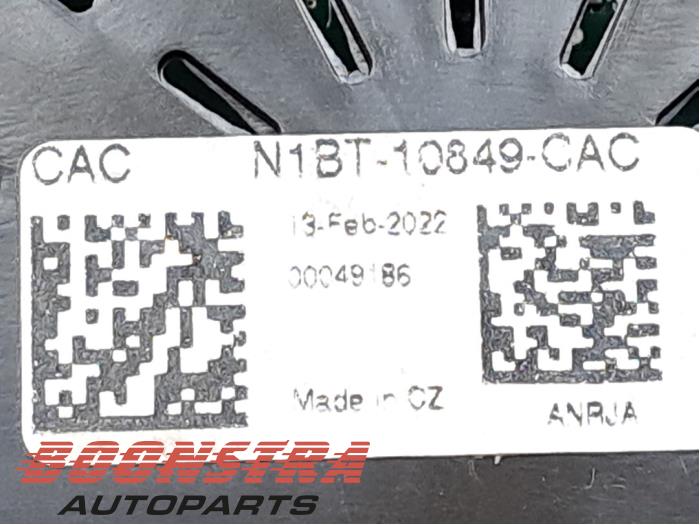 Cuentakilómetros de un Ford Fiesta Active 1.0 EcoBoost 12V Hybrid 125 2022