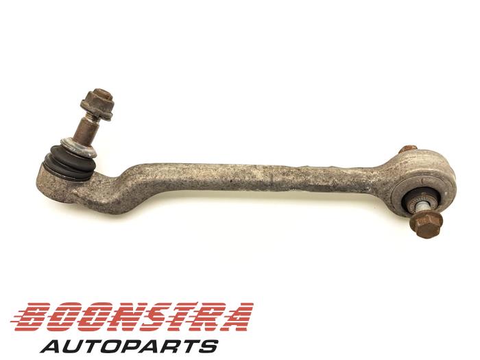 Front wishbone, right from a BMW 3 serie (F30) 320d 2.0 16V EfficientDynamicsEdition 2012