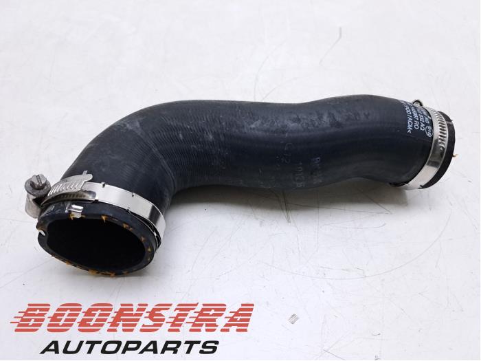 Gebrauchte Intercooler Schlauch Volkswagen Touran (1T3) 2.0 TDI 16V 140 Preis € 24,95 Margenregelung angeboten von Boonstra Autoparts