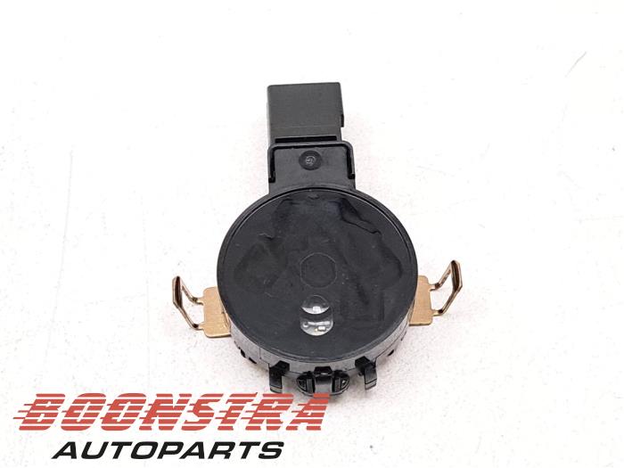 Begagnade Regnsensor Opel Grandland (X) 1.2 Turbo 12V Pris € 24,95 Marginaltabell erbjuds av Boonstra Autoparts