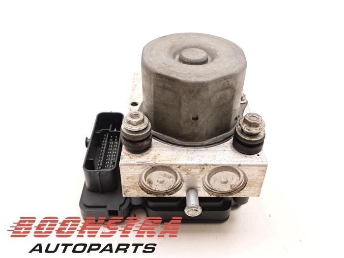 Begagnade ABS-pump Tesla Model X 100D Pris € 89,95 Marginaltabell erbjuds av Boonstra Autoparts