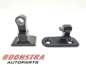 Used Front door hinge, right BMW M8 Gran Coupe (G16) M8 Competition 4.4i V8 32V Price € 24,95 Margin scheme offered by Boonstra Autoparts