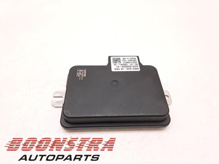 Module (miscellaneous) from a BMW M8 Gran Coupe (G16) M8 Competition 4.4i V8 32V 2021