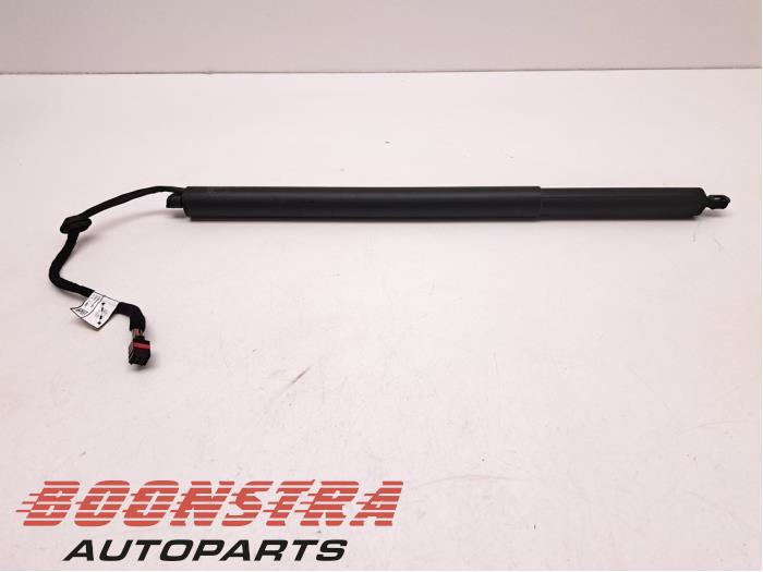 Używane Silnik rygla tylnej klapy Alfa Romeo Stelvio (949) 2.2d 16V 210 Q4 Cena € 177,95 Procedura marży oferowane przez Boonstra Autoparts