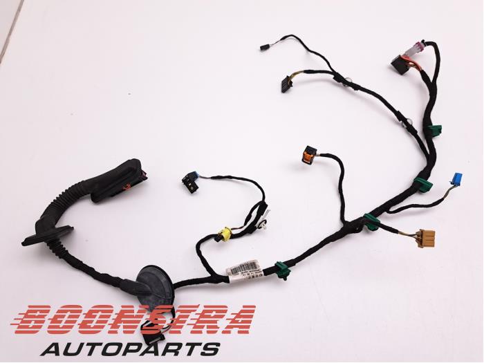 Begagnade Kablage Volkswagen Jetta IV (162/16A) 1.4 TSI Hybrid 16V Pris € 39,95 Marginaltabell erbjuds av Boonstra Autoparts