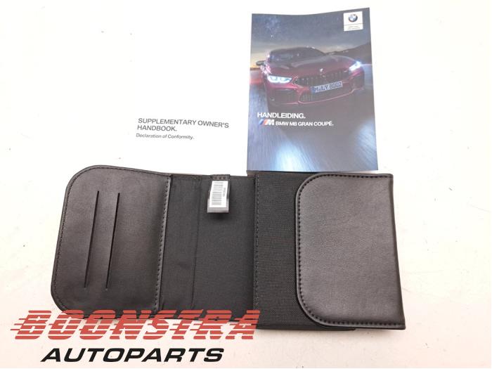 Używane Instrukcja BMW M8 Gran Coupe (F93) 4.4 Competition V8 32V Twin Turbo Cena € 49,95 Procedura marży oferowane przez Boonstra Autoparts