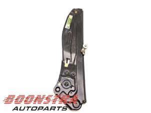 Used Rear door window mechanism 4-door, right BMW 7 serie (E65/E66/E67) 750i,Li 4.8 32V Price € 24,95 Margin scheme offered by Boonstra Autoparts