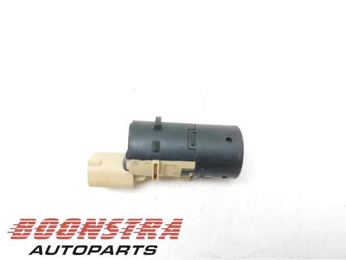 Usados Sensor PDC Fiat Scudo (270) 2.0 D Multijet Precio € 30,19 IVA incluido ofrecido por Boonstra Autoparts