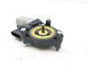 Door window motor from a BMW 3 serie Touring (F31) 320i 2.0 16V 2013