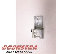 Used Front door hinge, left Peugeot Expert (VA/VB/VE/VF/VY) 1.6 Blue HDi 95 16V Price € 36,24 Inclusive VAT offered by Boonstra Autoparts