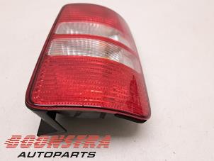 Used Taillight, right Volkswagen Caddy III (2KA,2KH,2CA,2CH) 1.6 TDI 16V Price € 30,19 Inclusive VAT offered by Boonstra Autoparts