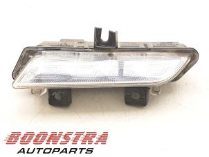Used Daytime running light, left Renault Clio IV Estate/Grandtour (7R) 1.5 Energy dCi 90 FAP Price € 24,95 Margin scheme offered by Boonstra Autoparts