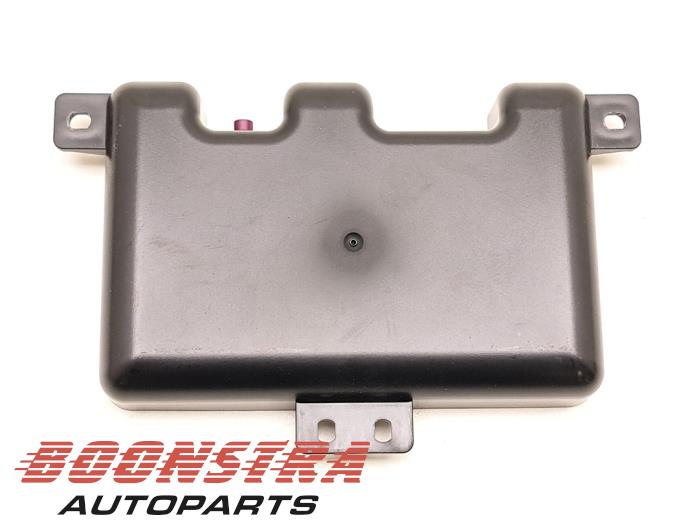 Używane Antena BMW M8 Gran Coupe (F93) 4.4 Competition V8 32V Twin Turbo Cena € 24,95 Procedura marży oferowane przez Boonstra Autoparts