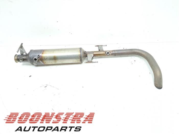 Tube échappement central d'un Renault Master IV (MA/MB/MC/MD/MH/MF/MG/MH) 2.3 dCi 135 16V FWD 2022