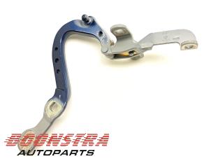 Usagé Charnière hayon BMW X3 (G01) xDrive 30e 2.0 TwinPower Turbo 16V Prix € 39,95 Règlement à la marge proposé par Boonstra Autoparts