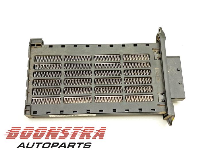 Heating element from a Dacia Duster (HS) 1.5 dCi 4x4 2016