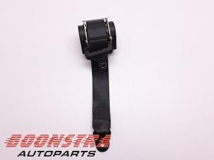 Usagé Ceinture arrière gauche Dacia Duster (HS) 1.5 dCi 4x4 Prix € 49,95 Règlement à la marge proposé par Boonstra Autoparts