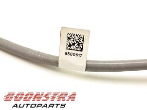 Sonde lambda d'un BMW M8 Gran Coupe (F93) 4.4 Competition V8 32V Twin Turbo 2021