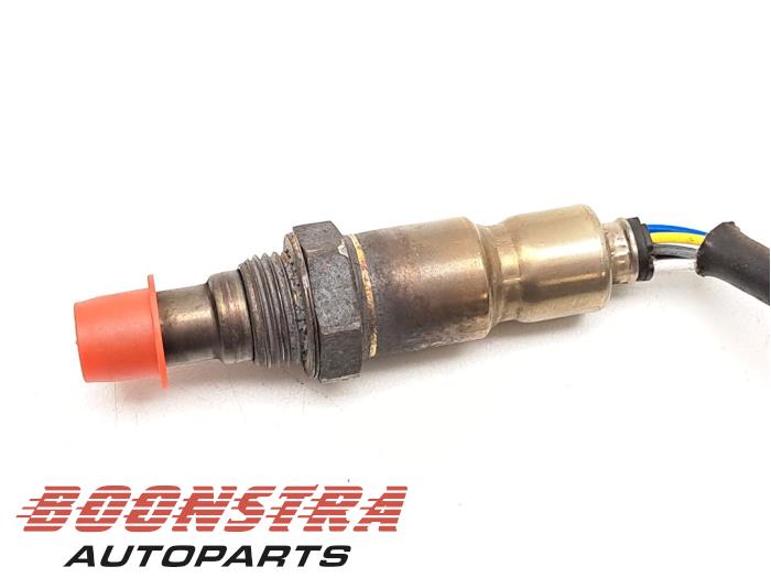 Lambda probe from a Volkswagen Caddy III (2KA,2KH,2CA,2CH) 1.6 TDI 16V 2015