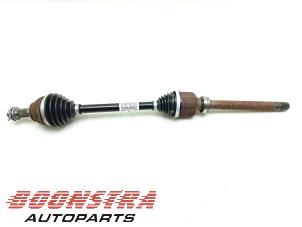 Used Front drive shaft, right Peugeot 2008 (CU) 1.2 12V e-THP PureTech 110 Price € 148,95 Margin scheme offered by Boonstra Autoparts