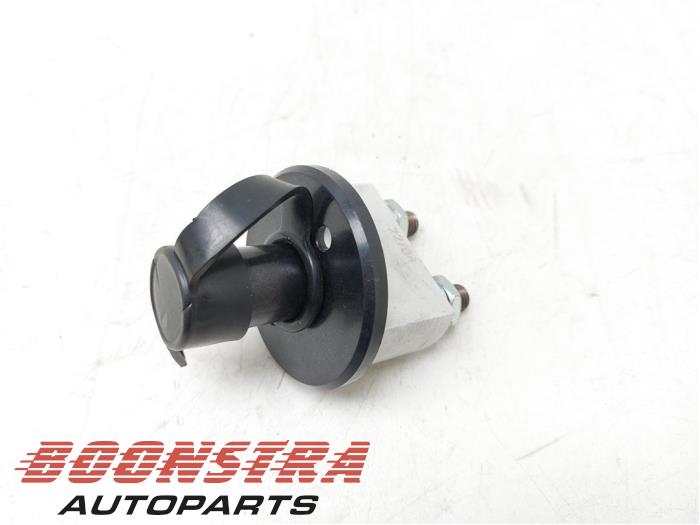 Begagnade Batterisensor Ferrari 599 GTB/GTO 6.0 V12 48V GTB Pris € 199,95 Marginaltabell erbjuds av Boonstra Autoparts