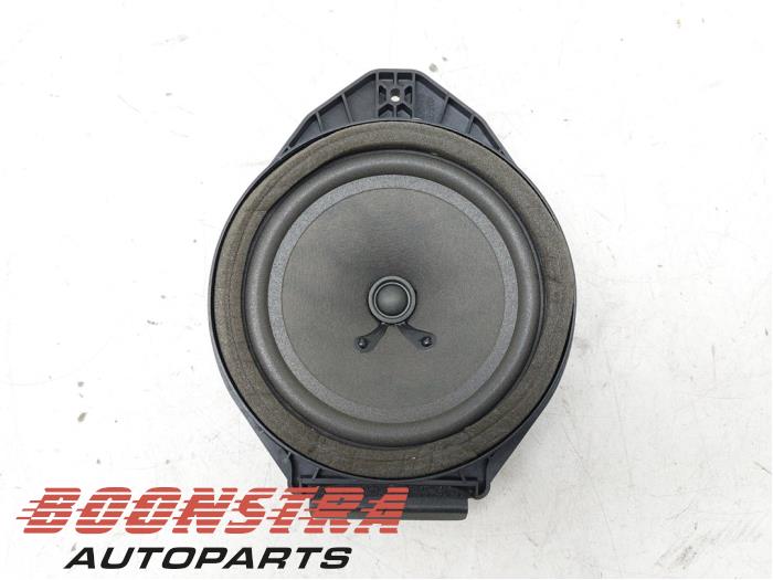 Używane Glosnik Opel Karl 1.0 12V Cena € 24,95 Procedura marży oferowane przez Boonstra Autoparts