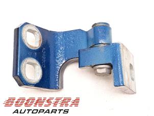 Used Front door hinge, right Fiat Panda (312) 0.9 TwinAir Turbo 85 Price € 24,95 Margin scheme offered by Boonstra Autoparts