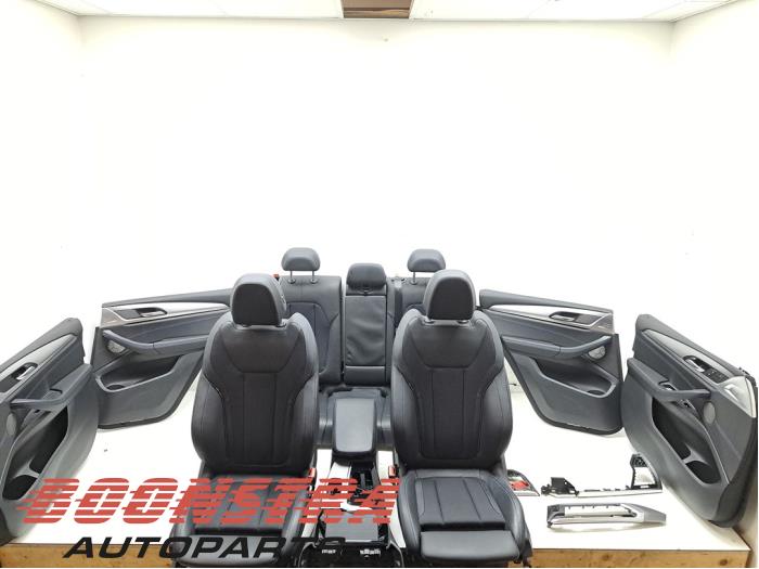 Zestaw powlok (kompletny) z BMW X3 (G01) xDrive 20i 2.0 TwinPower Turbo 16V 2019