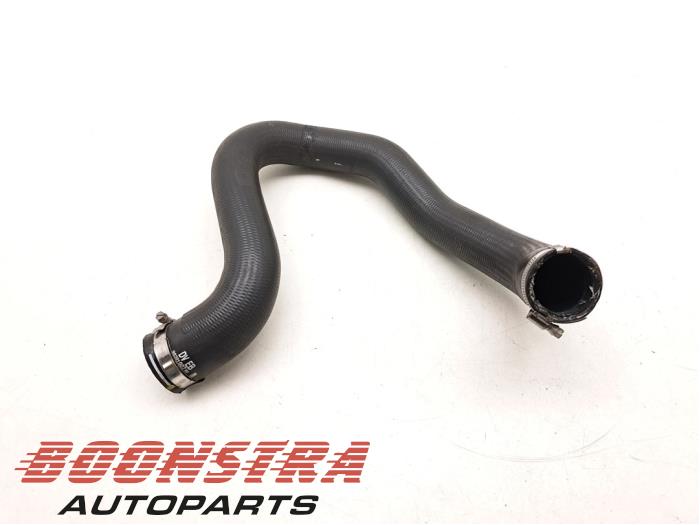 Gebrauchte Intercooler Schlauch Opel Grandland (X) 1.2 Turbo 12V Preis € 24,95 Margenregelung angeboten von Boonstra Autoparts