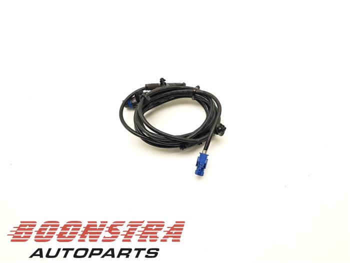 Używane Kabel (rózne) BMW 7 serie (F01/02/03/04) 730d 24V Cena € 89,95 Procedura marży oferowane przez Boonstra Autoparts
