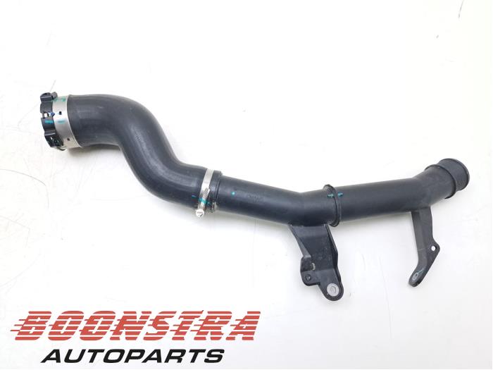 Gebrauchte Intercooler Schlauch Lynk &amp; Co 01 1.5 PHEV Preis € 73,95 Margenregelung angeboten von Boonstra Autoparts