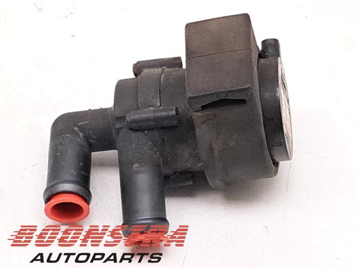 Begagnade Extra vattenpump Volkswagen Sharan (7N) 2.0 TDI 16V Pris € 29,95 Marginaltabell erbjuds av Boonstra Autoparts