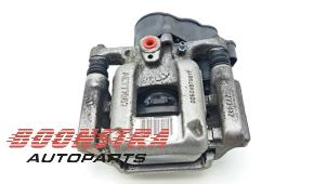 Used Rear brake calliper, right Opel Grandland/Grandland X 1.2 Turbo 12V Price € 38,95 Margin scheme offered by Boonstra Autoparts