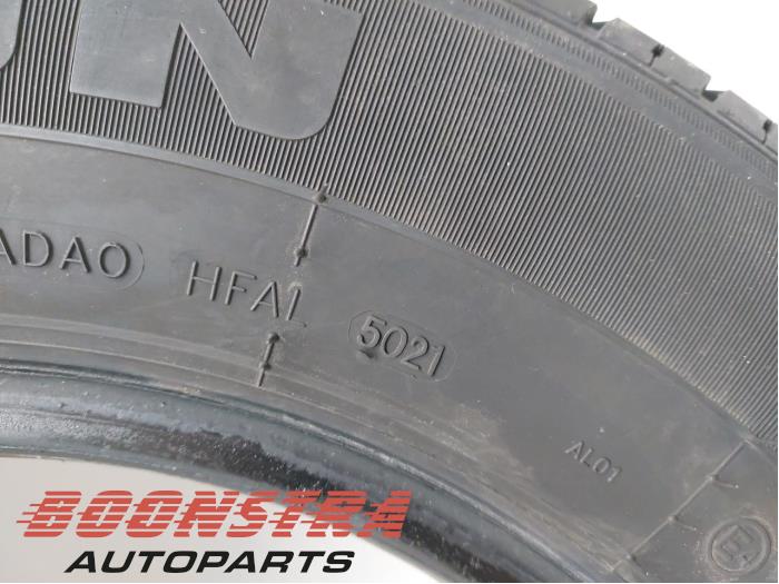 Tyre from a Fiat Ducato (250) 2.3 D 130 Multijet